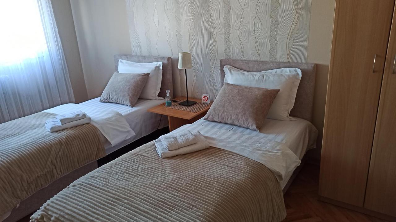 Community Park Apartment Ni 외부 사진
